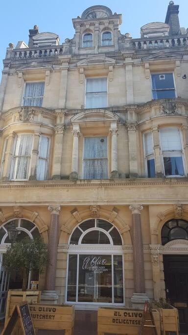 Beautiful Apartment In The Heart Of Rochester Rochester  Dış mekan fotoğraf