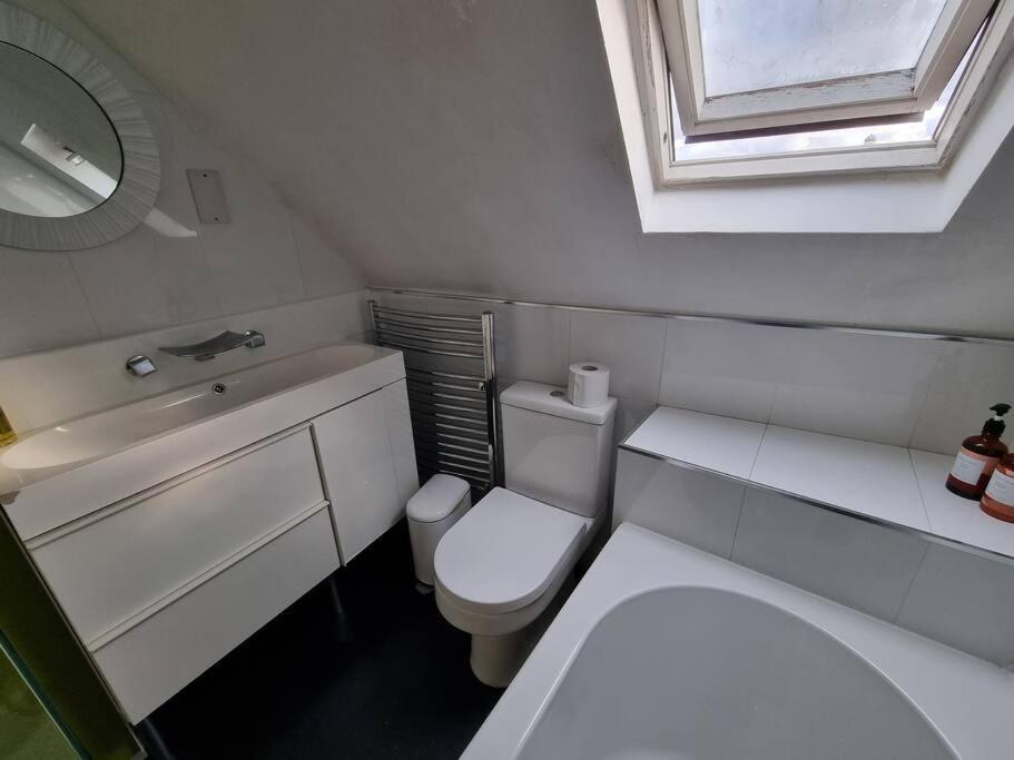 Beautiful Apartment In The Heart Of Rochester Rochester  Dış mekan fotoğraf